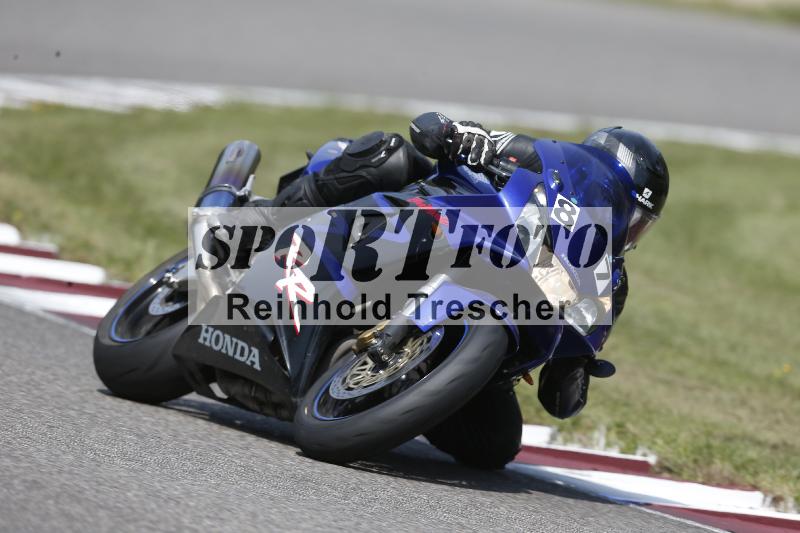 /Archiv-2025/49 26.08.2025 Cornu Master School ADR/blau-bleu/87